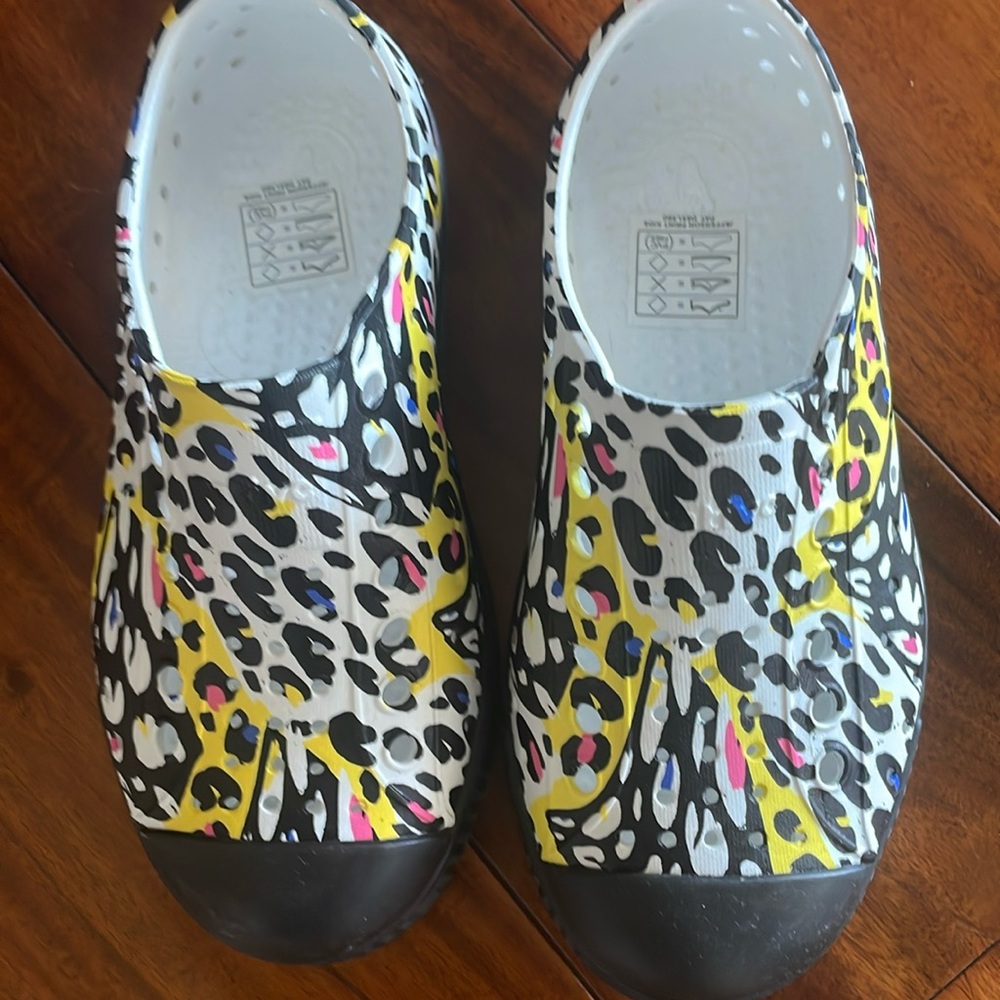 Native c10 brand new never worn